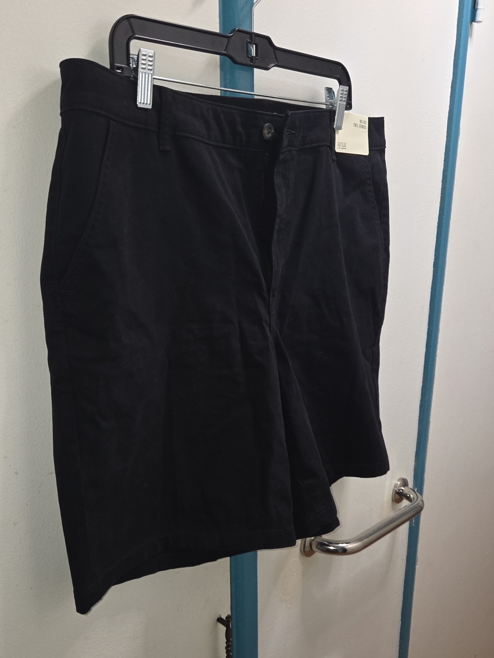 a.n.a Black Flat Front Womens Shorts